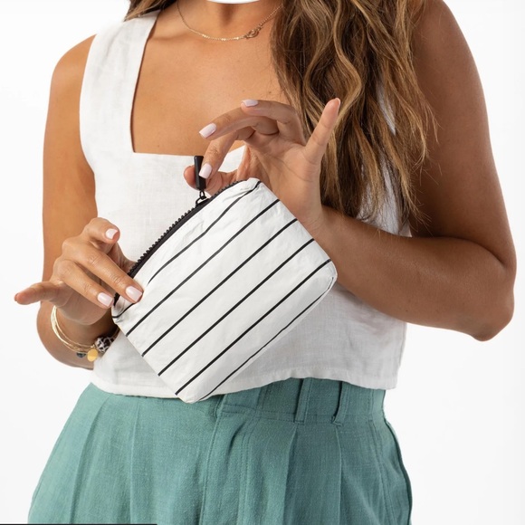 Aloha Collection Mini Pouch - Picture 6 of 8